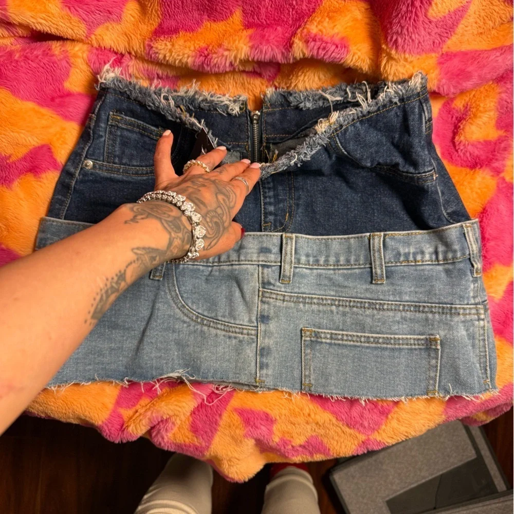 PrettyLittleThing Contrast Denim Mini Skirt